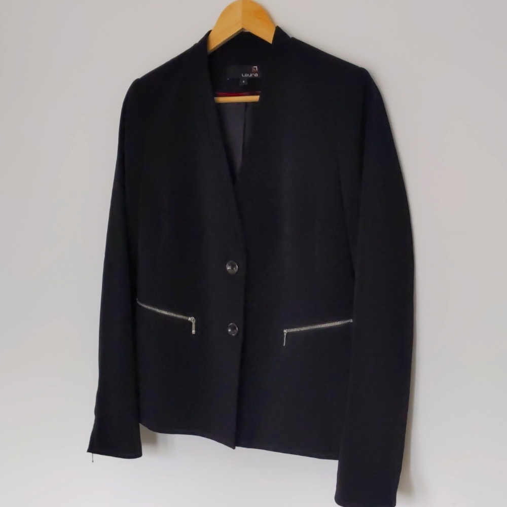 Laura Black Blazer, Button Front, Pockets, 8